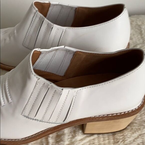 N.Y.L.A. Premium Santa Ana Slip-On Bootie - Picture 12 of 12